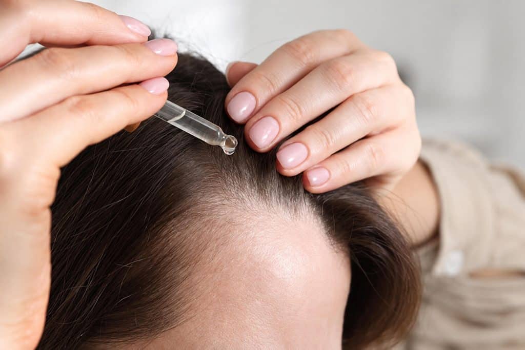 How to Use Saw Palmetto for Hair Growth Safely